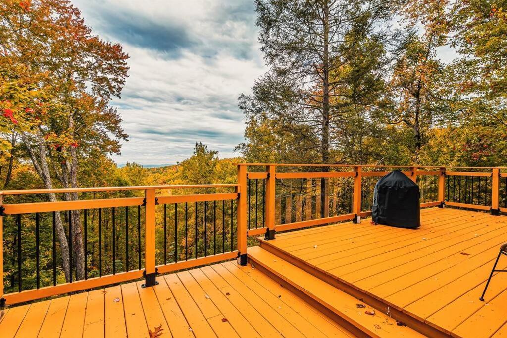 Secluded Mtn View New! 10 Mins To Gatlinburg Or Park Villa Ngoại thất bức ảnh